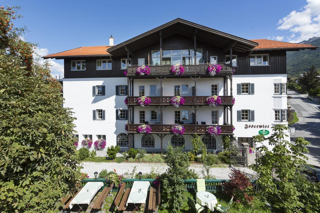 Isserwirt Sistrans Dış mekan fotoğraf
